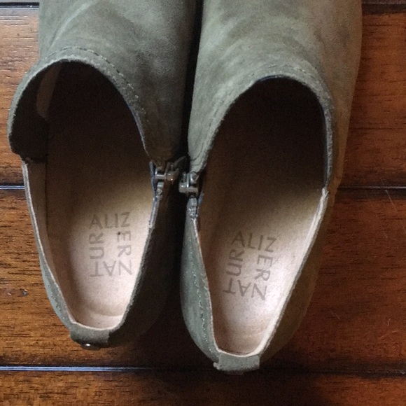 NWOT Naturalizer Zarie Boot - Picture 3 of 4